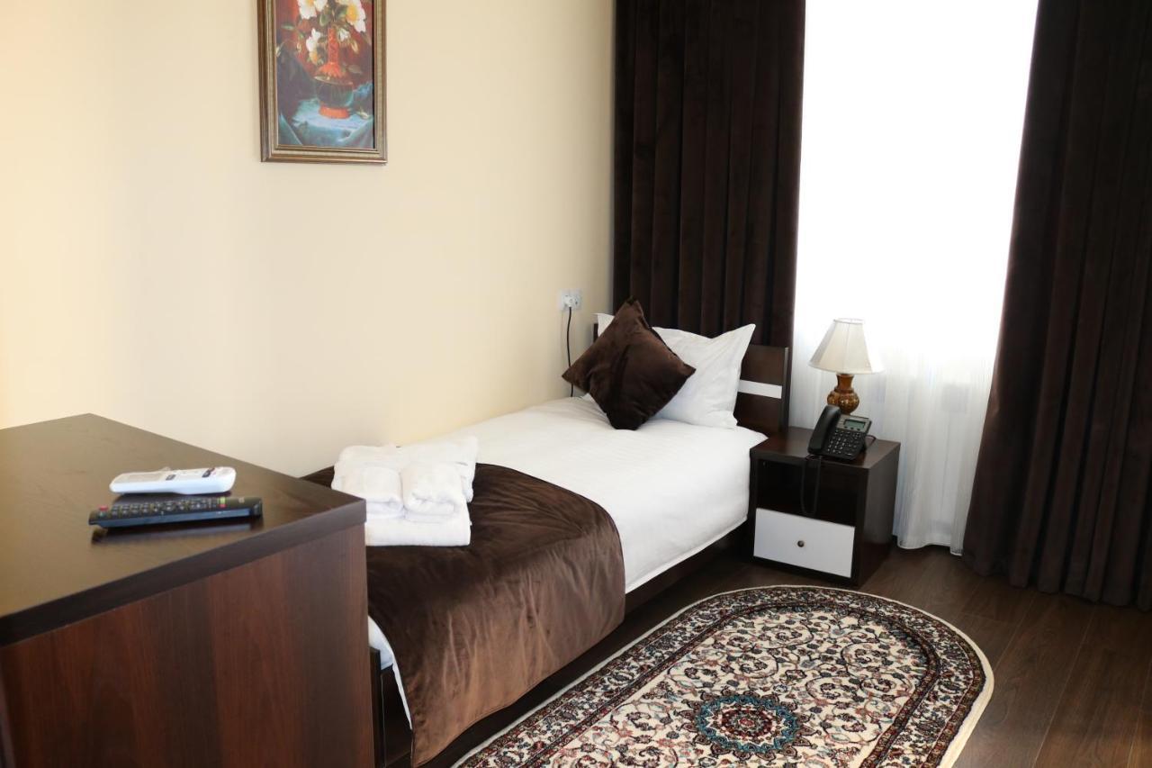Marhabo Hotel Palace Solnechnyy Kültér fotó